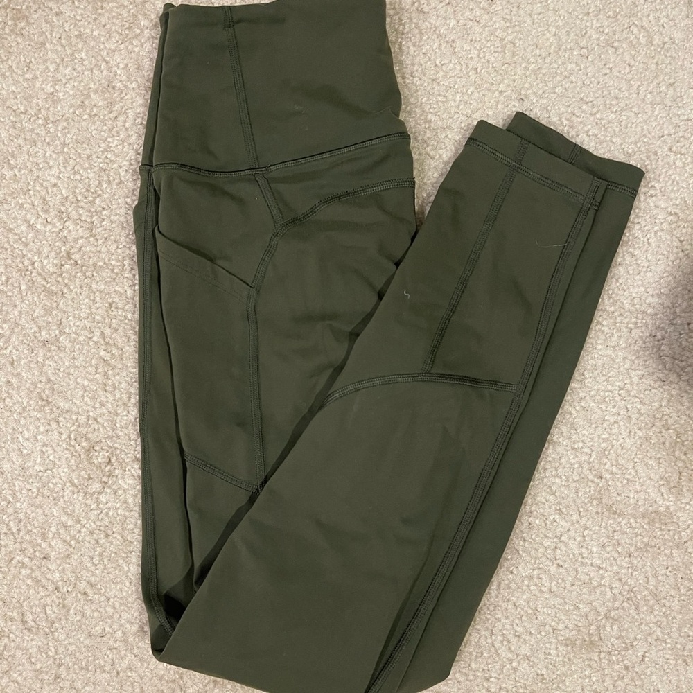 Hunter green Victoria’s Secret leggings with pockets